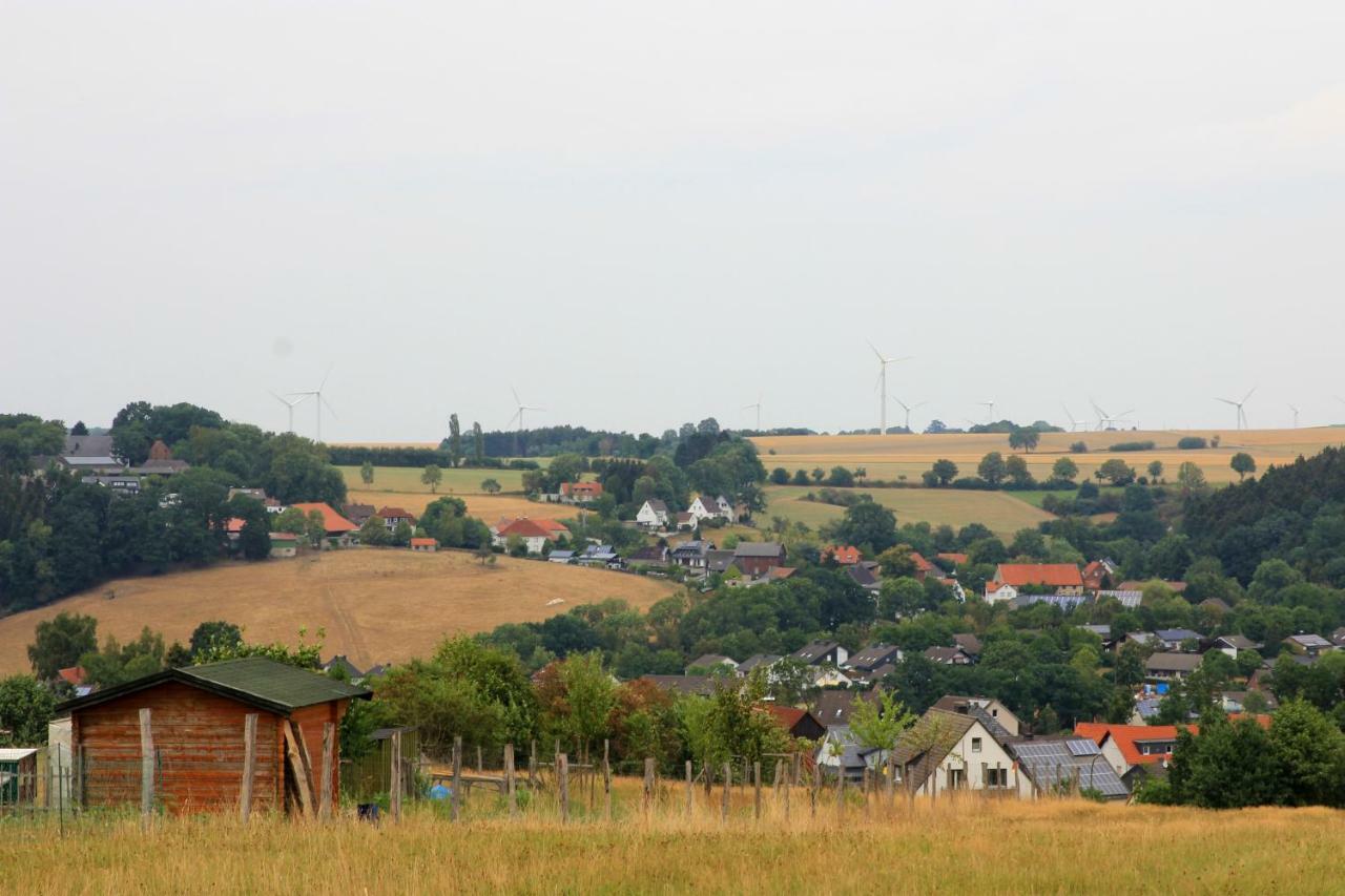 Bed And Breakfast Am Hoehenweg Warstein Esterno foto